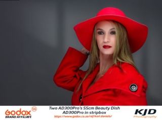 Godox SA Lady in red